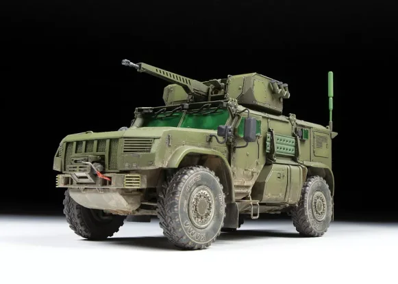 Российский бронеавтомобиль с БМДУ &quot;Тайфун&quot; ВДВ 4X4 К-4386 фото 7
