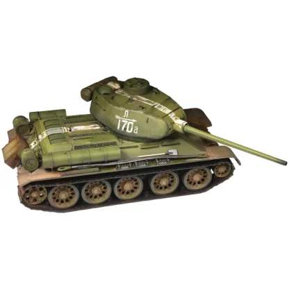 Герои Победы. Советский средний танк Т-34/85 (обр. 1944) (1:35) фото 3