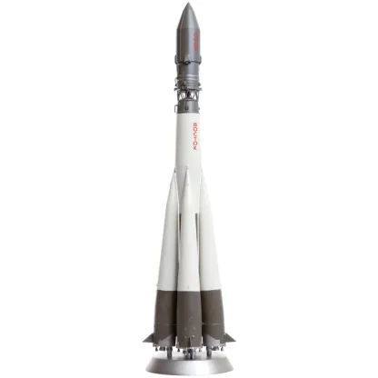 Ракета-носитель &quot;Восток&quot; с пилотируемым космическим кораблем типа &quot;Восток&quot; (1:144) фото 4